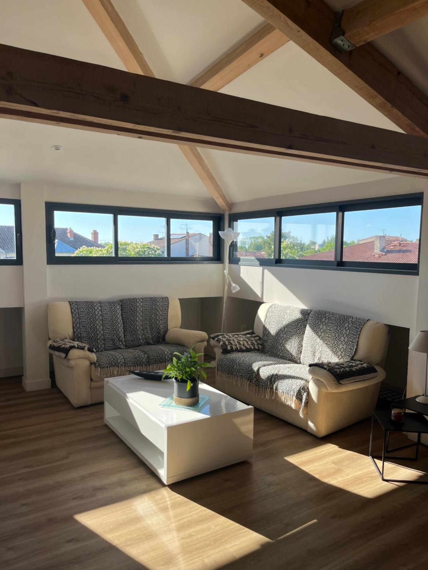 Loft Villebourbon 40 M2 Avec Parking 蒙托邦 外观 照片